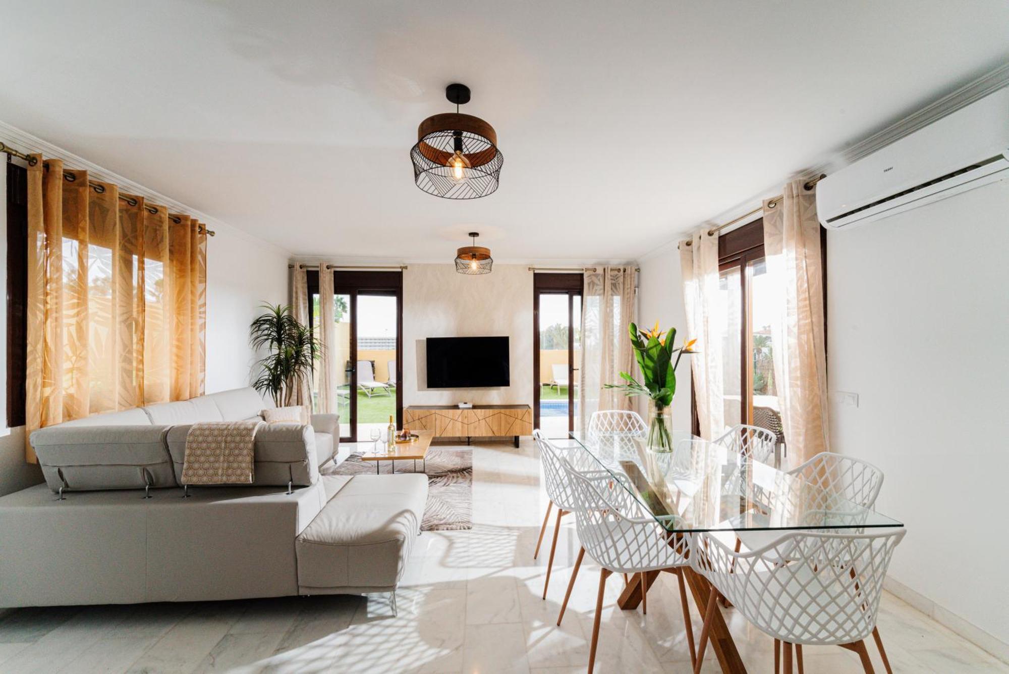 Villa With 4 Bedrooms And Private Heated Pool San Miguel de Abona Zewnętrze zdjęcie