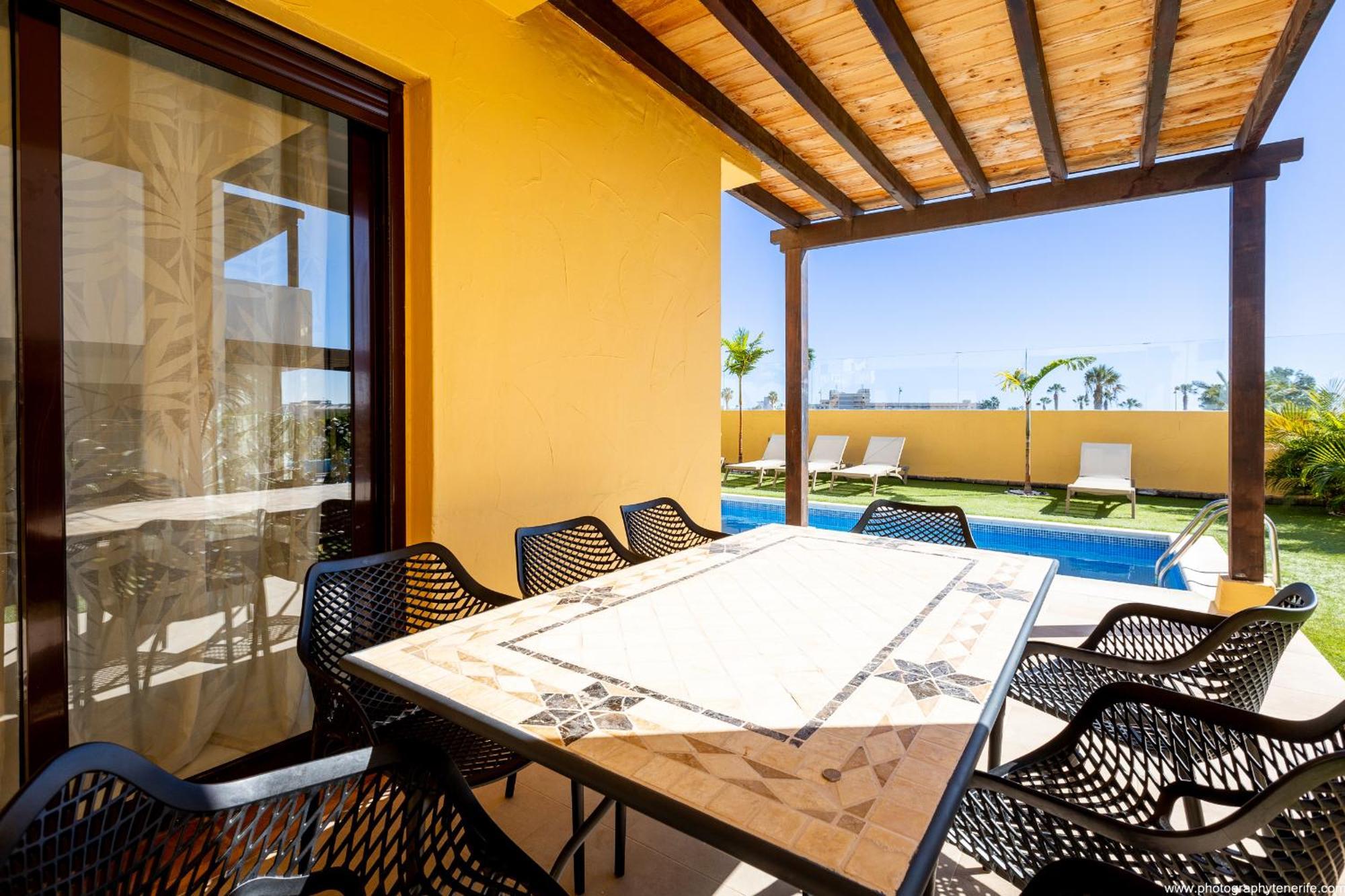 Villa With 4 Bedrooms And Private Heated Pool San Miguel de Abona Zewnętrze zdjęcie